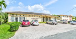 Retirement Residence For Sale at Pompano Beach, FL