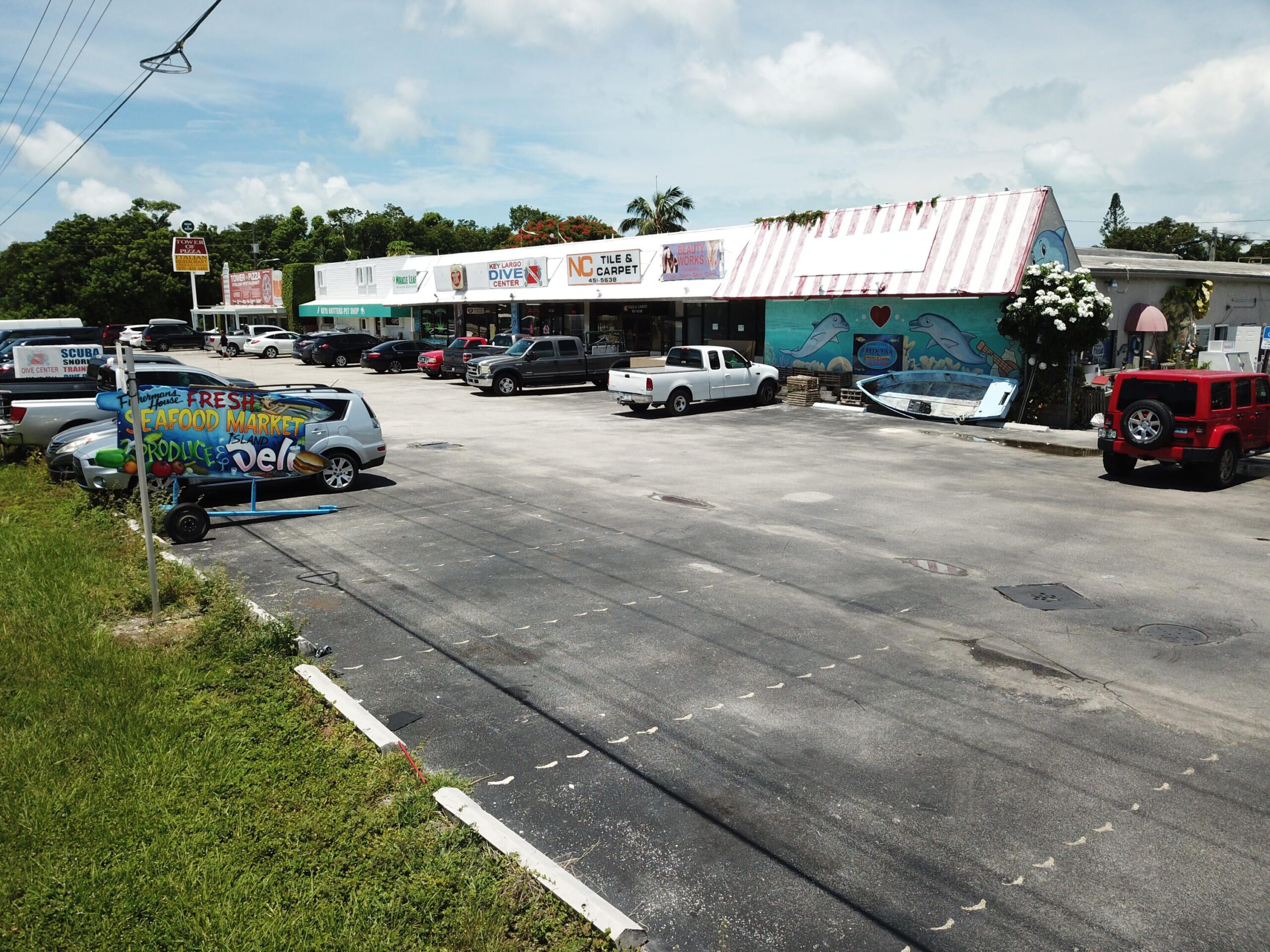 Prime investment Opportunity in the heart of Key Largo!