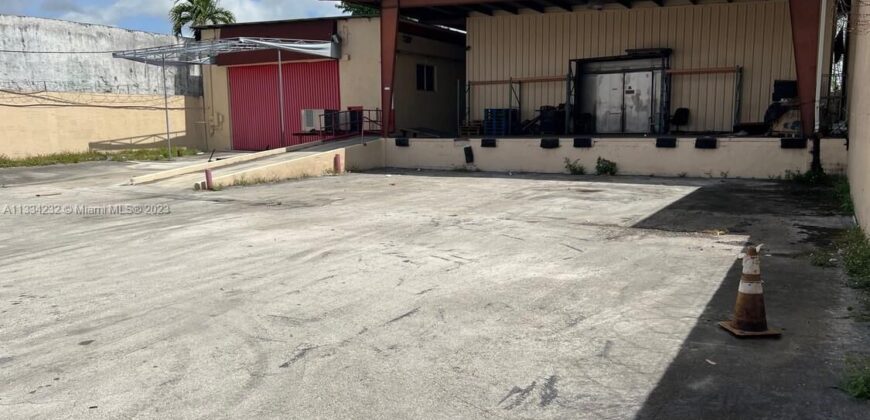 Cooler Warehouse, 2121 NW 24th Ave, Miami, FL