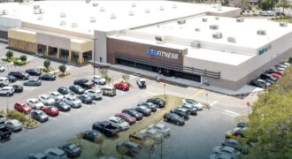 NNN EoS Fitness in Fern Park, FL