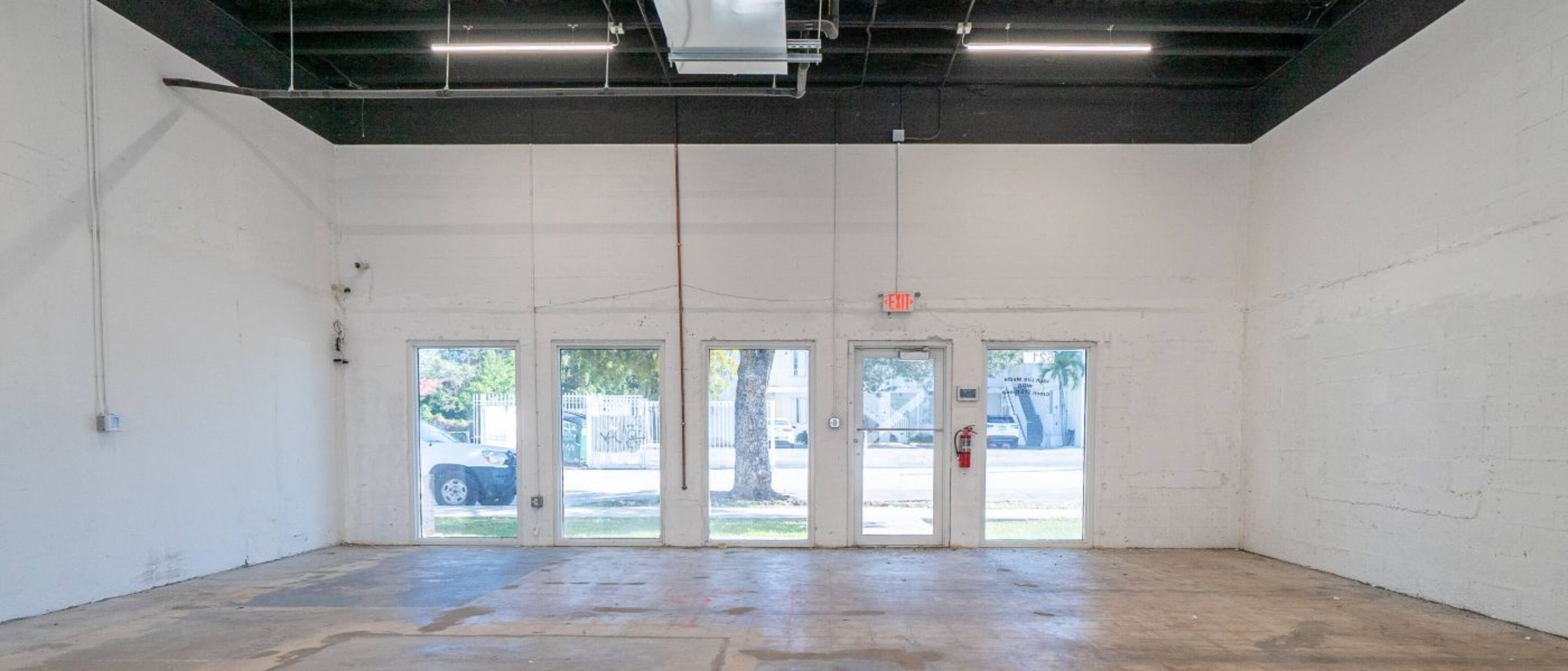 Flex Industrial Space in Miami for Business Use