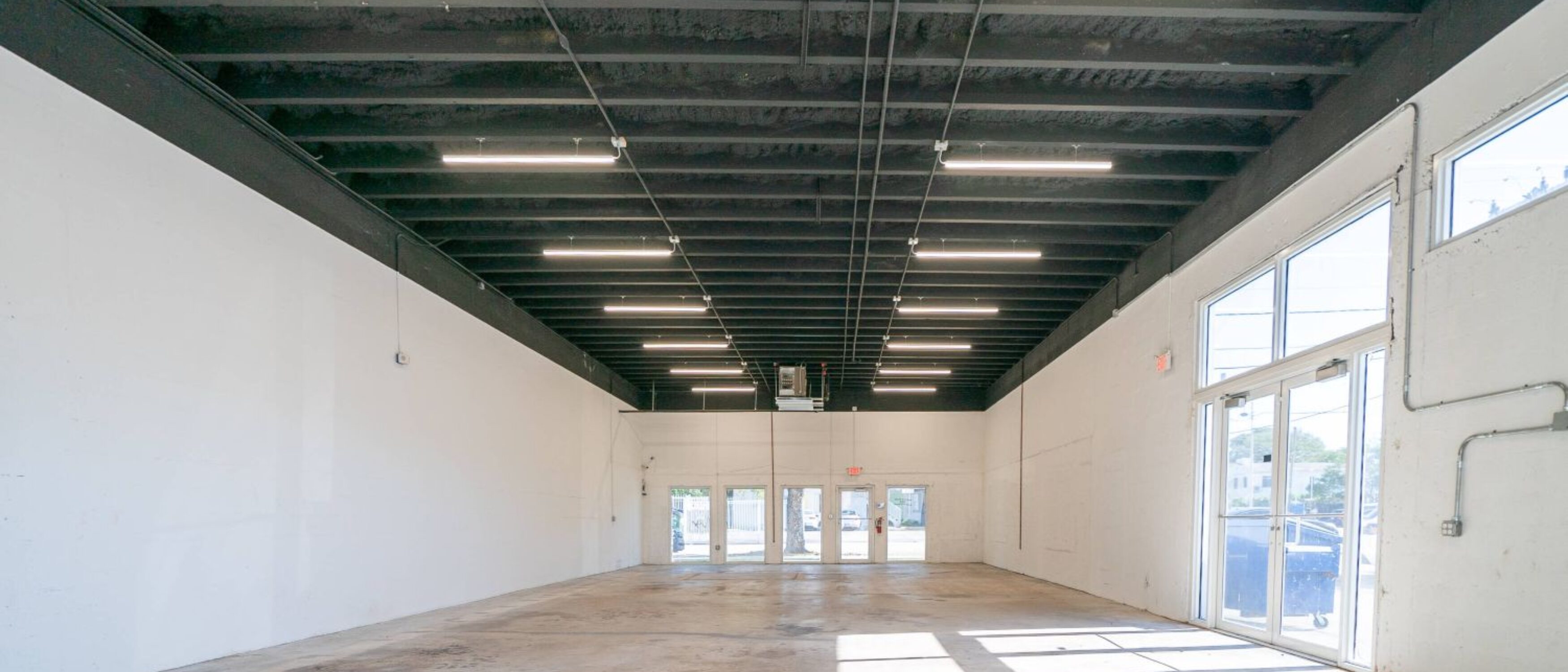 Flex Industrial Space in Miami for Business Use