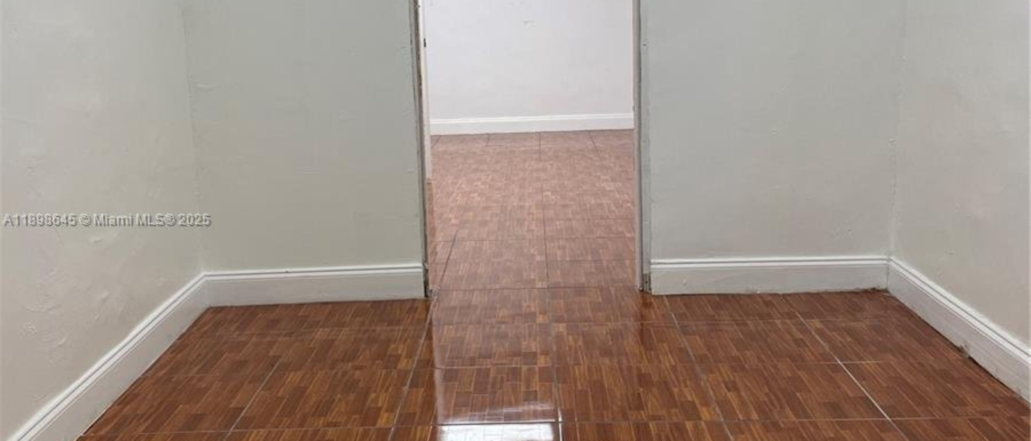 Versatile Retail Office Space in Orlando