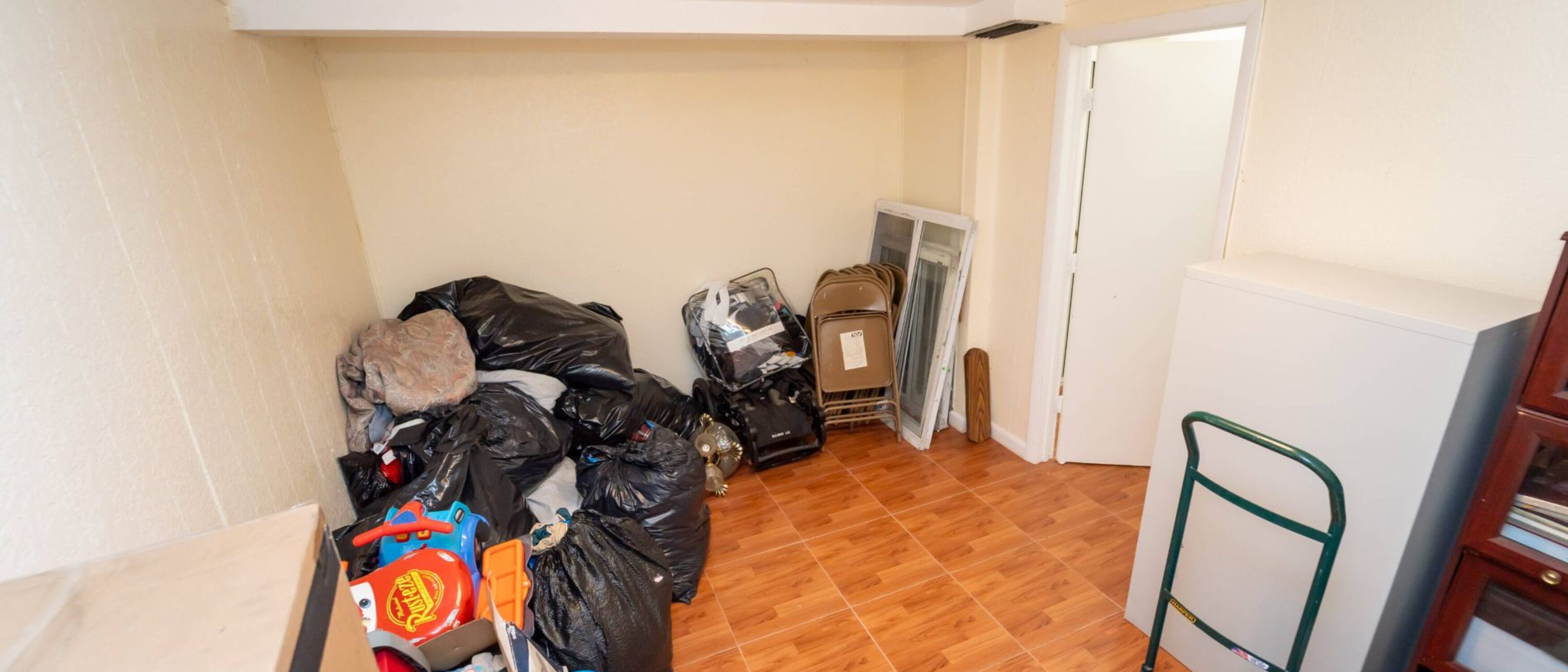 Warehouse Space in Miami with Office and Parking