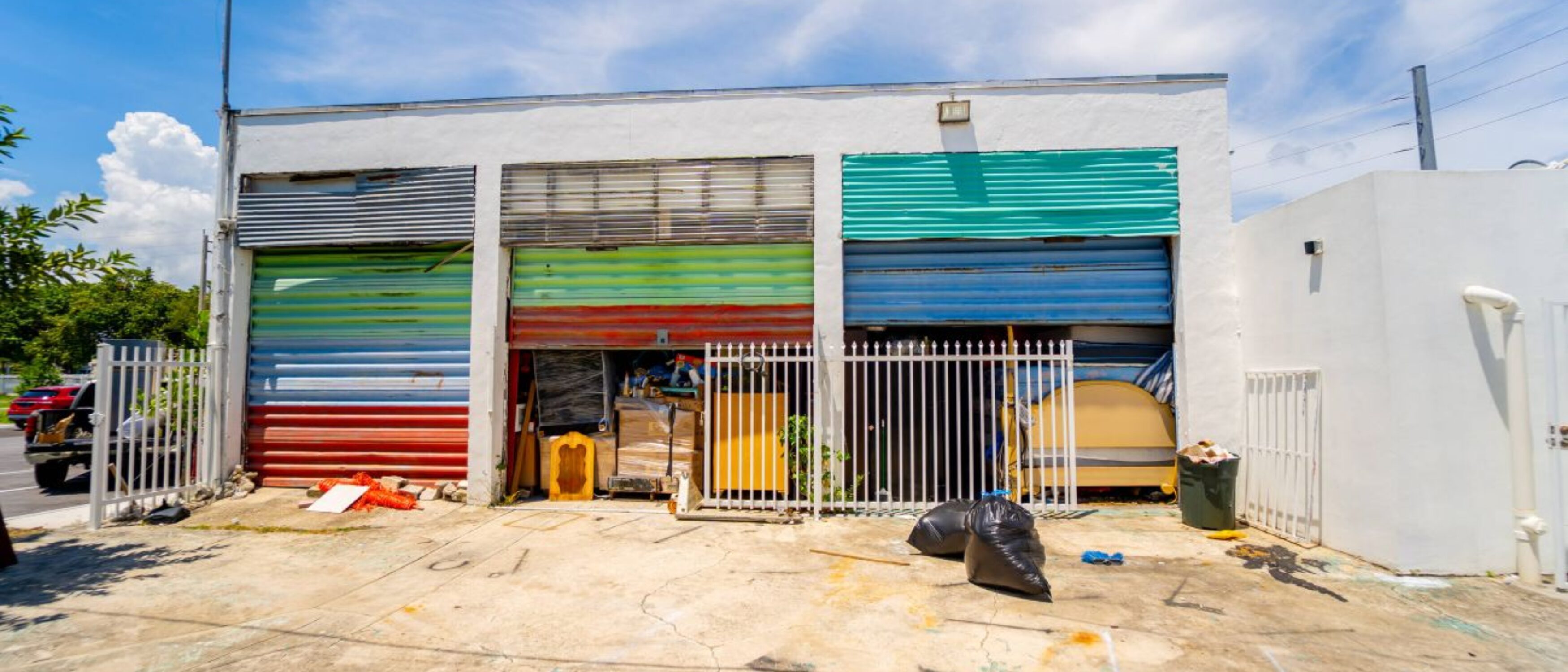 Warehouse Space in Miami with Office and Parking