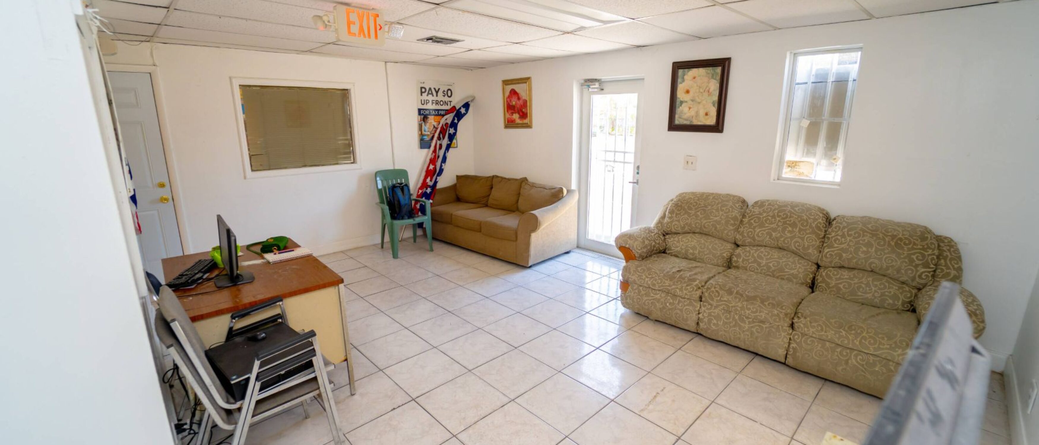 Warehouse Space in Miami with Office and Parking