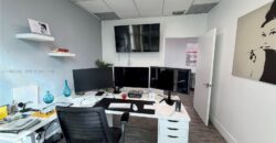 Doral Warehouse Space With Office Setup