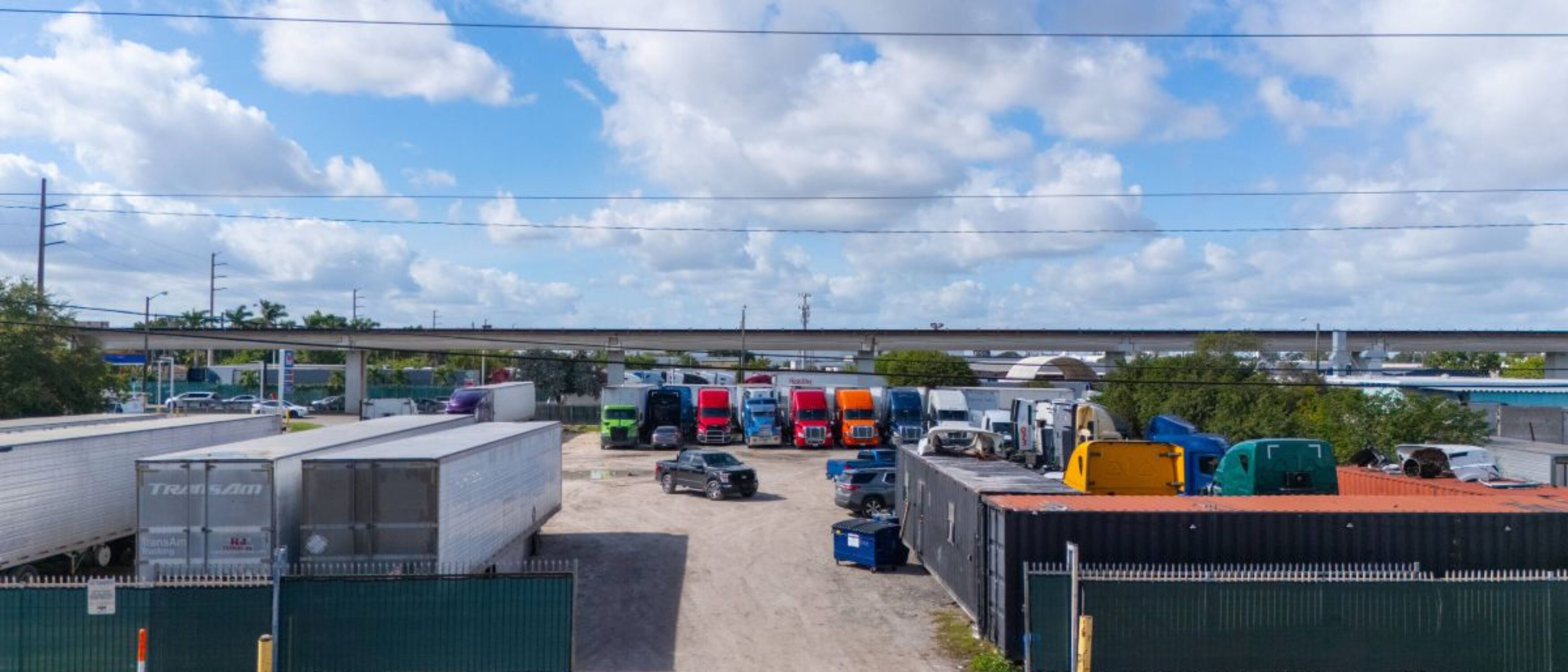 Industrial Outdoor Storage in Miami for Contractors