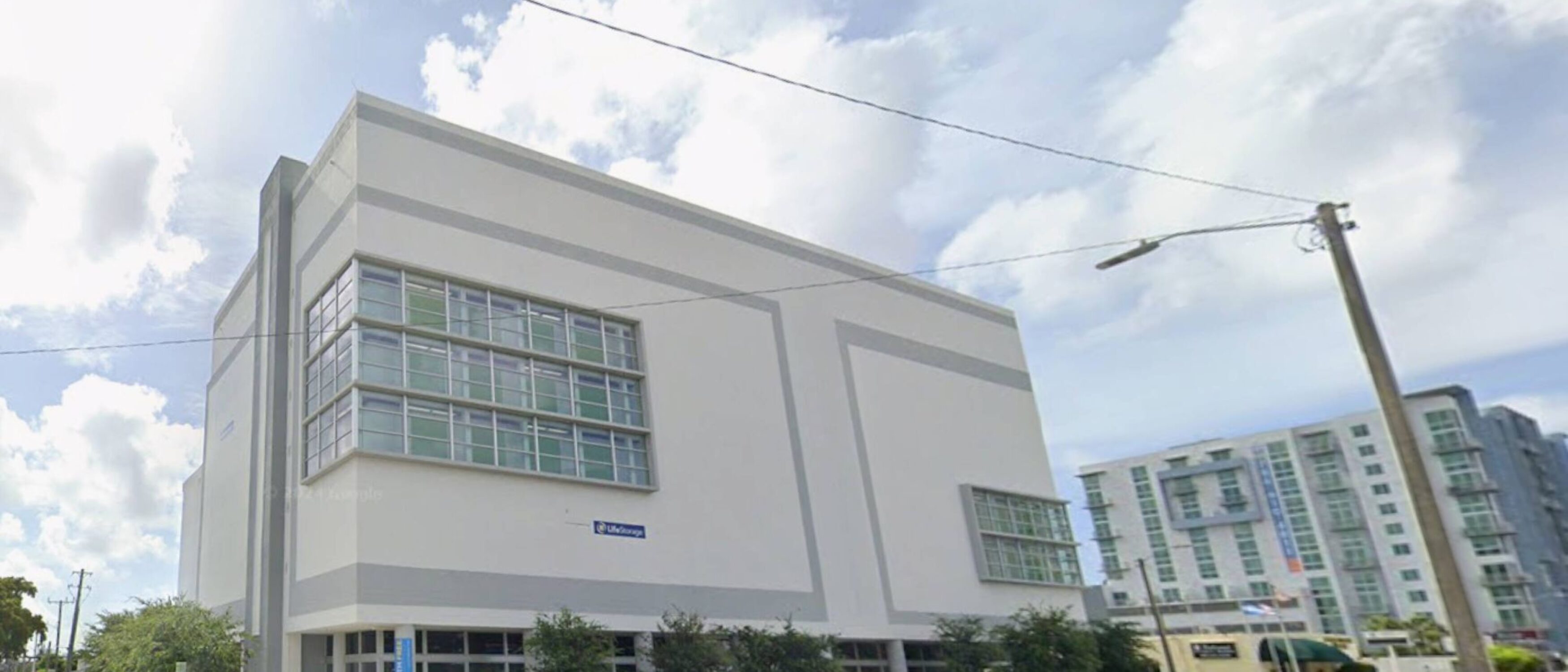 Miami Retail Space for Lease High Traffic Area