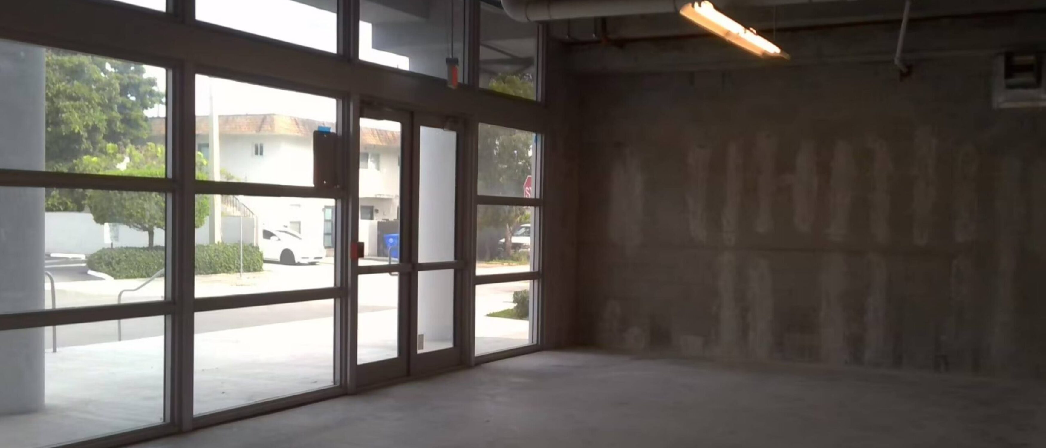 Miami Retail Space for Lease High Traffic Area