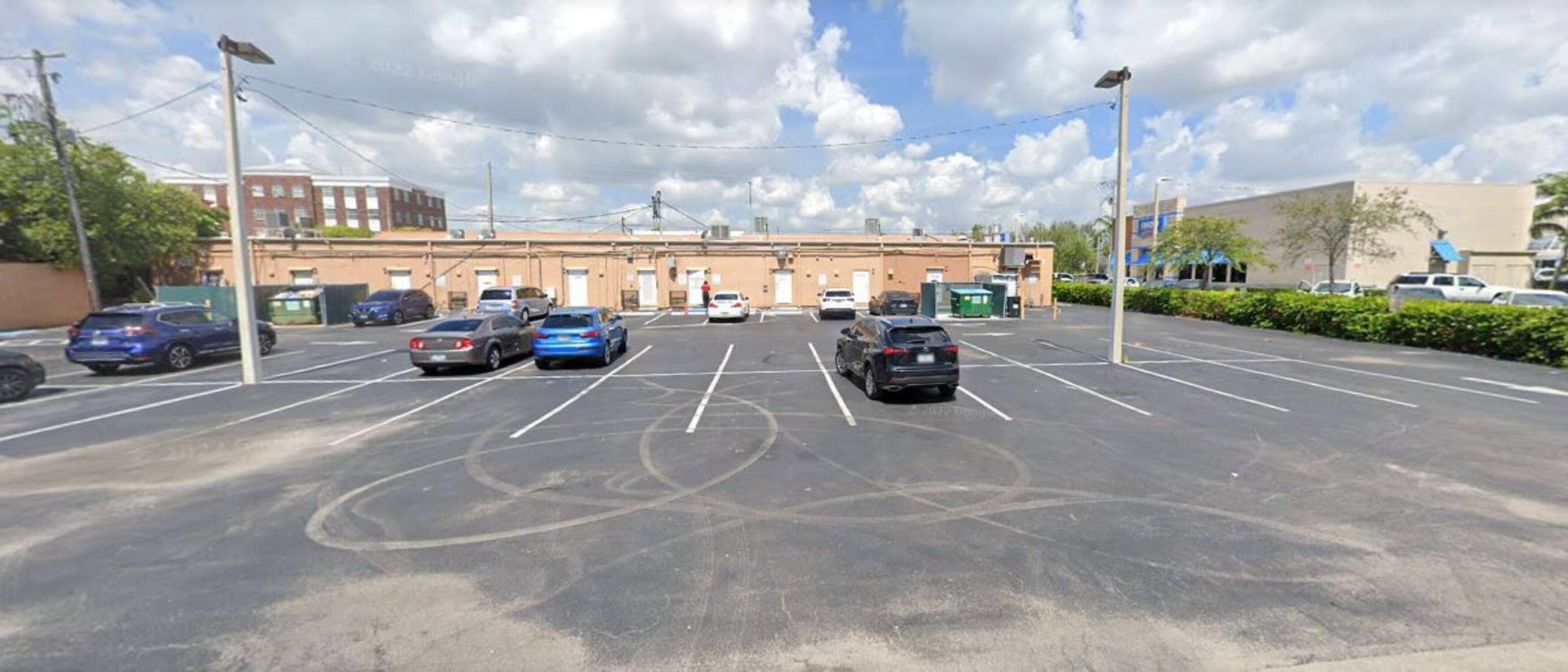 Retail Space North Miami High Exposure Lease