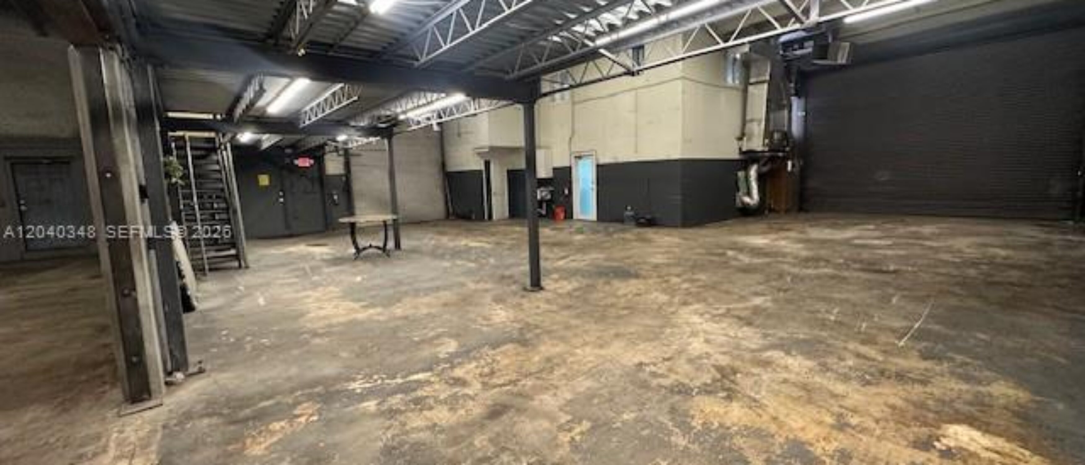 Miami Industrial Warehouse for Lease