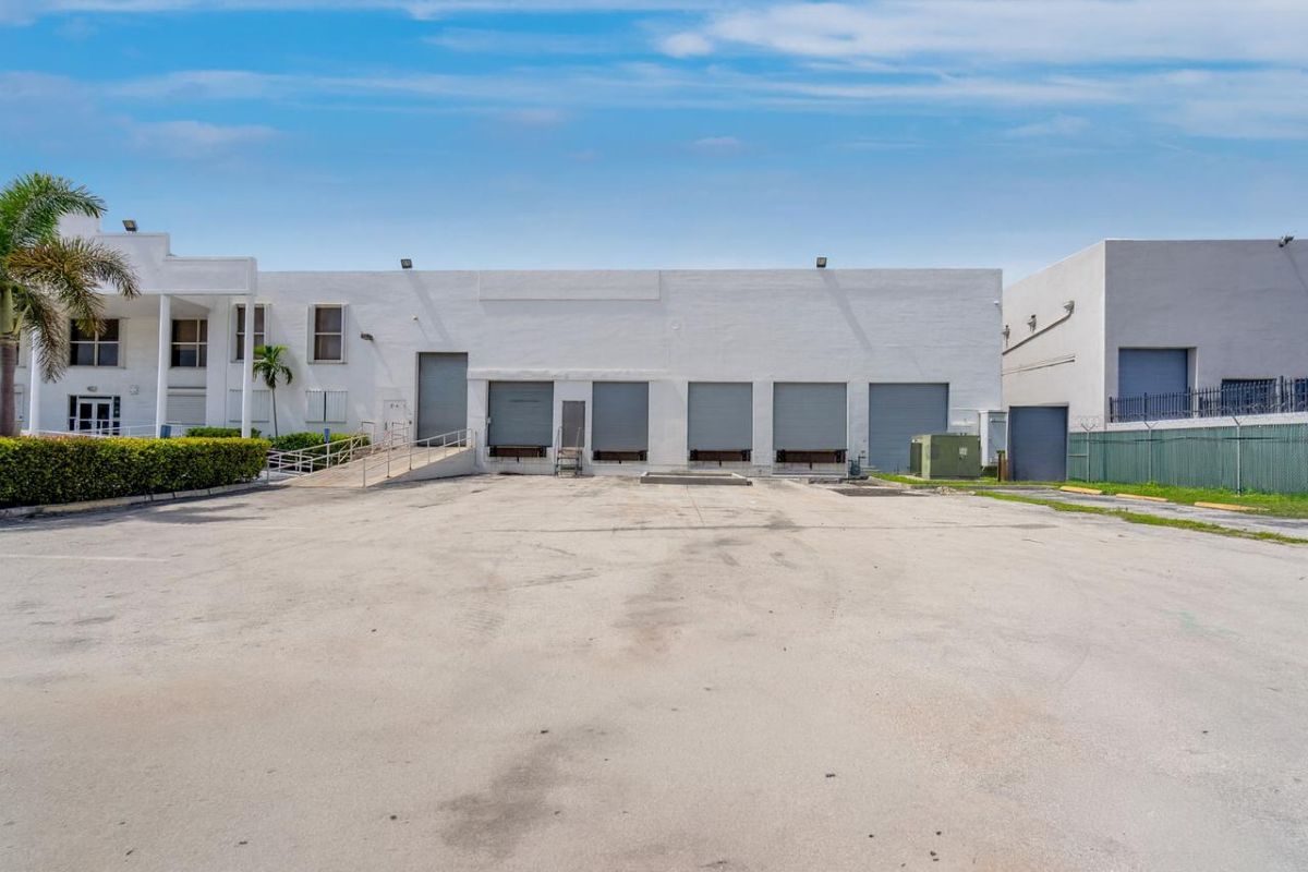Opa-Locka Warehouse Space