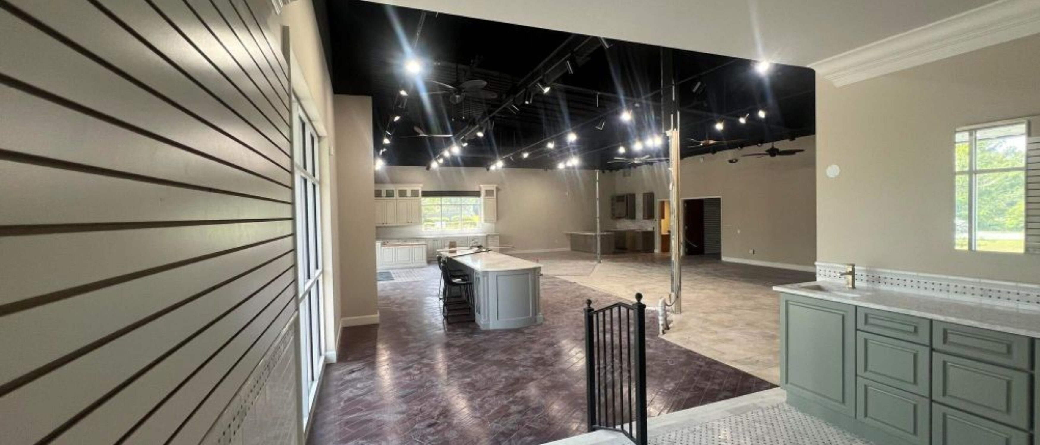 Office Building for Lease in Alachua, Florida