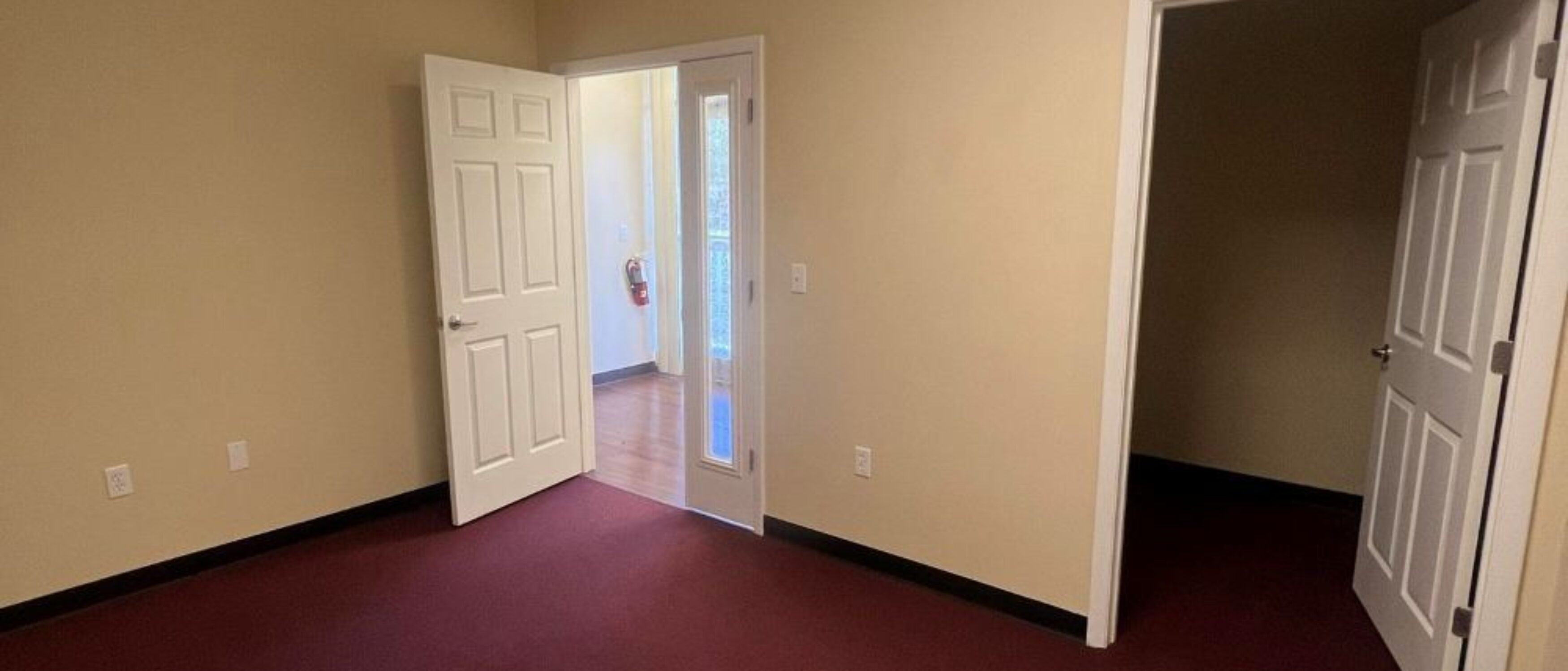 Office Building for Lease in Alachua, Florida