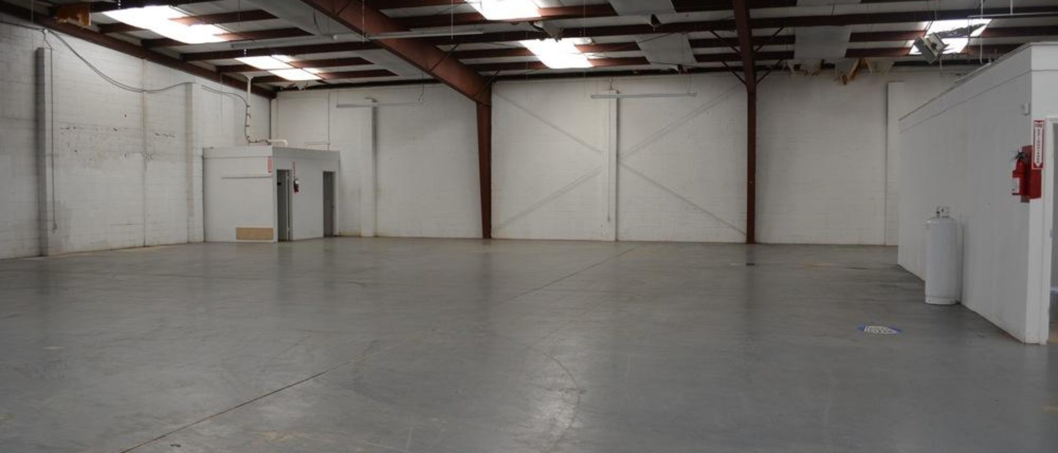 Retail Flex Space in Pensacola, FL