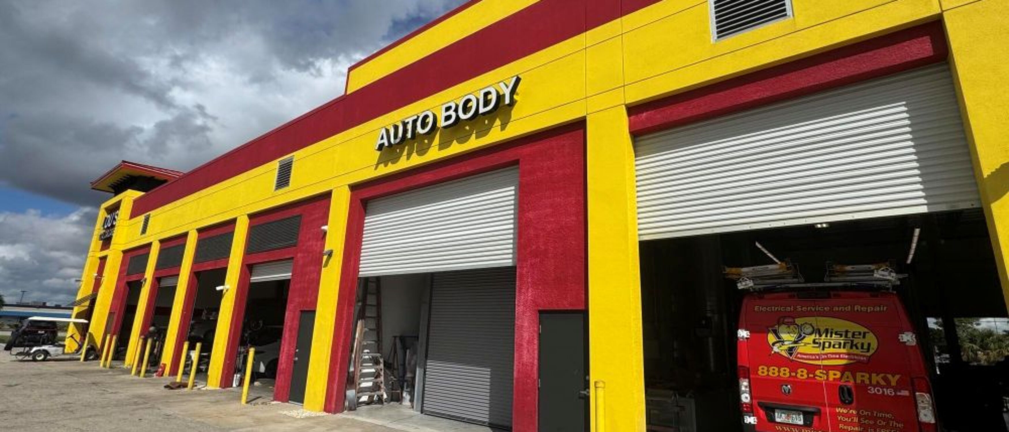 Turnkey Body Shop for Lease in Fort Myers, FL