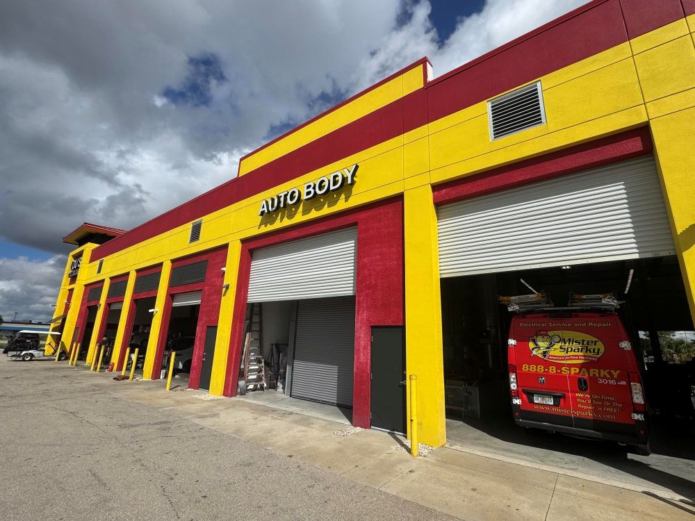 Turnkey Body Shop for Lease in Fort Myers, FL