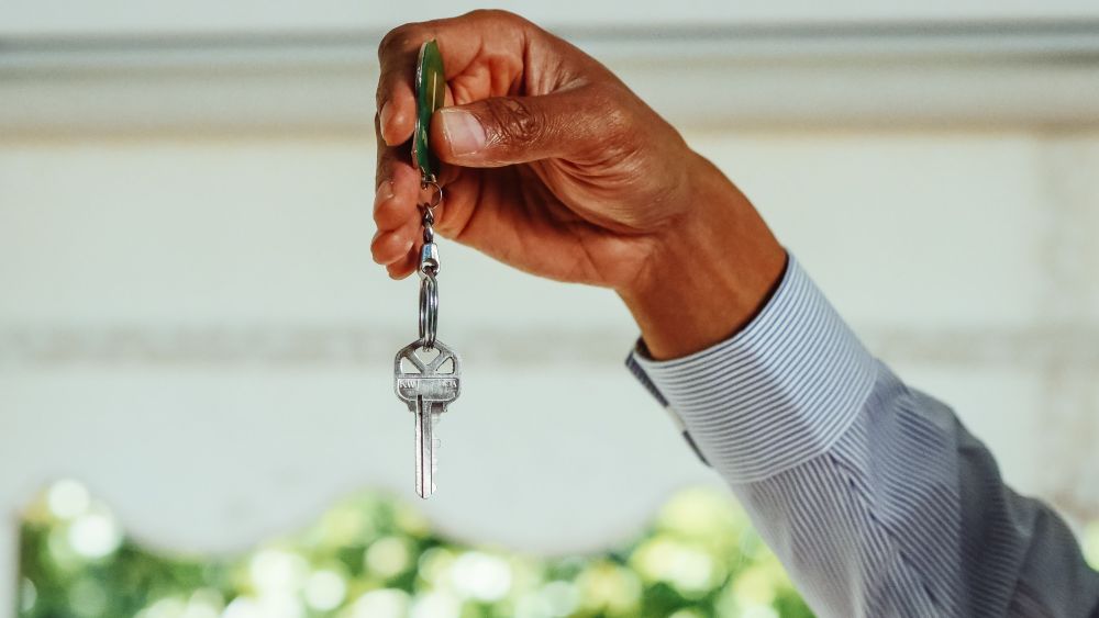 Foreign Buyers Retreat From U.S. Housing