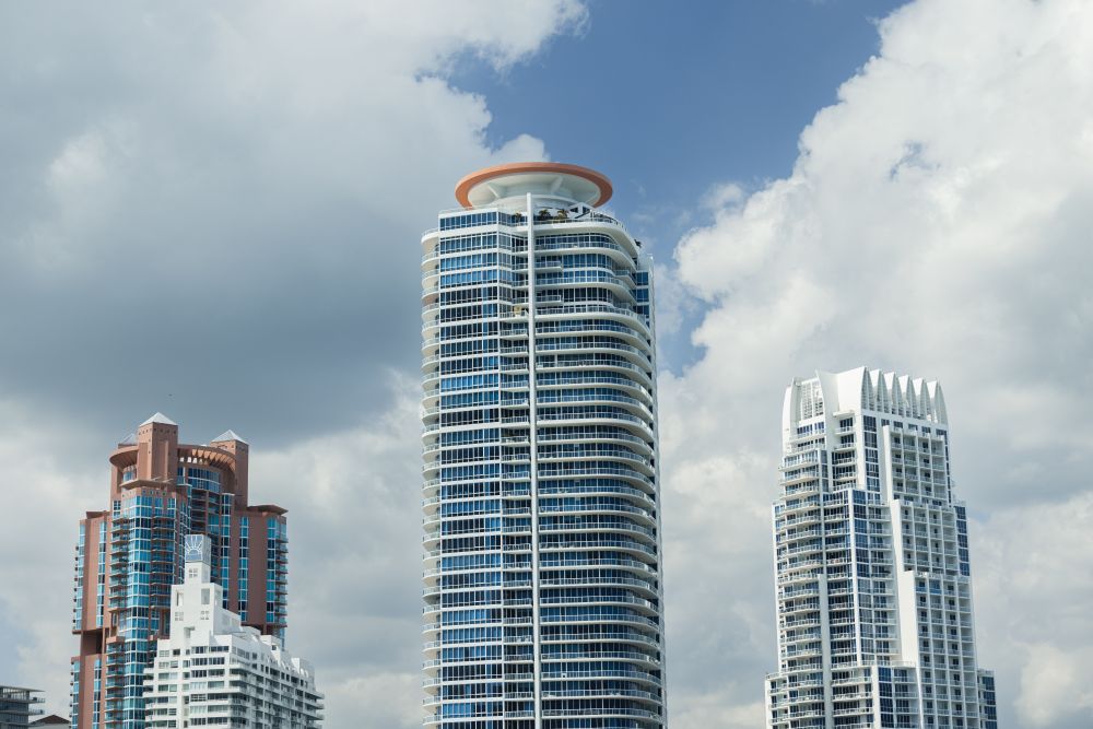 Miami Towers Face Costly Settlement Risks